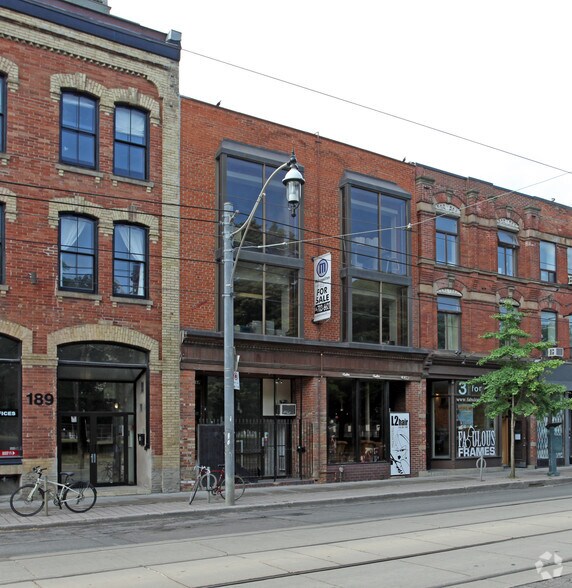 More Photos Of 10 Britain St, Toronto Storefront Retail Office For Lease