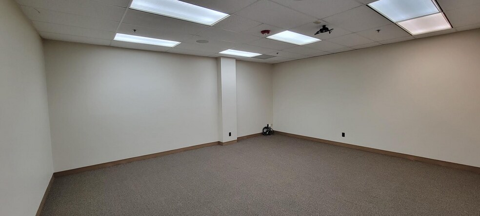 More Photos Of 1030 E Jefferson Blvd, South Bend Medical For Sale