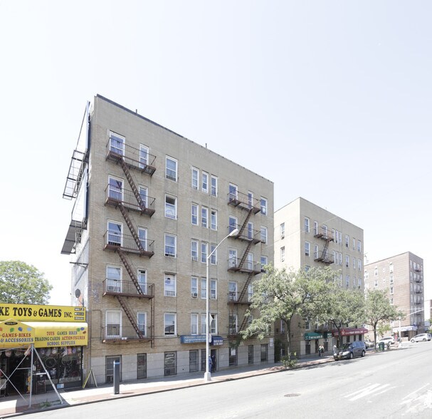More Photos Of 1381 Castle Hill Ave, Bronx Apartments For Lease