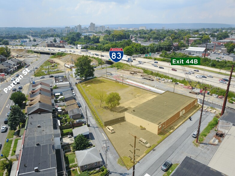 More Photos Of 916 S 18th St, Harrisburg Warehouse For Lease