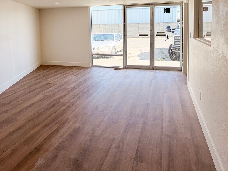 More Photos Of 201-207 Benton Ct, Suisun City Auto Repair For Lease