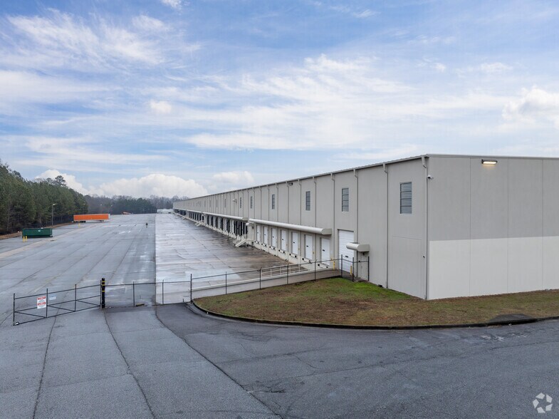 More Photos Of 860 John B Brooks Rd, Pendergrass Distribution For Lease