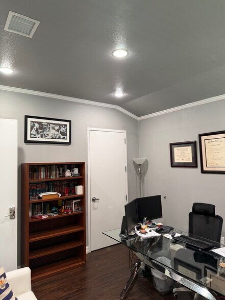 More Photos Of 14603 Huebner Rd, San Antonio Medical For Lease