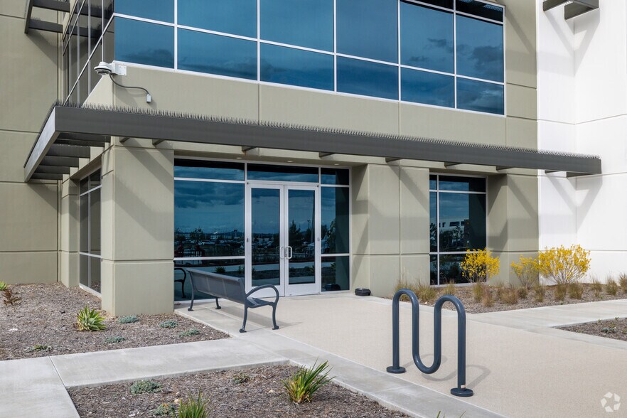 More Photos Of 20201 Caroline Way, Riverside Distribution For Lease