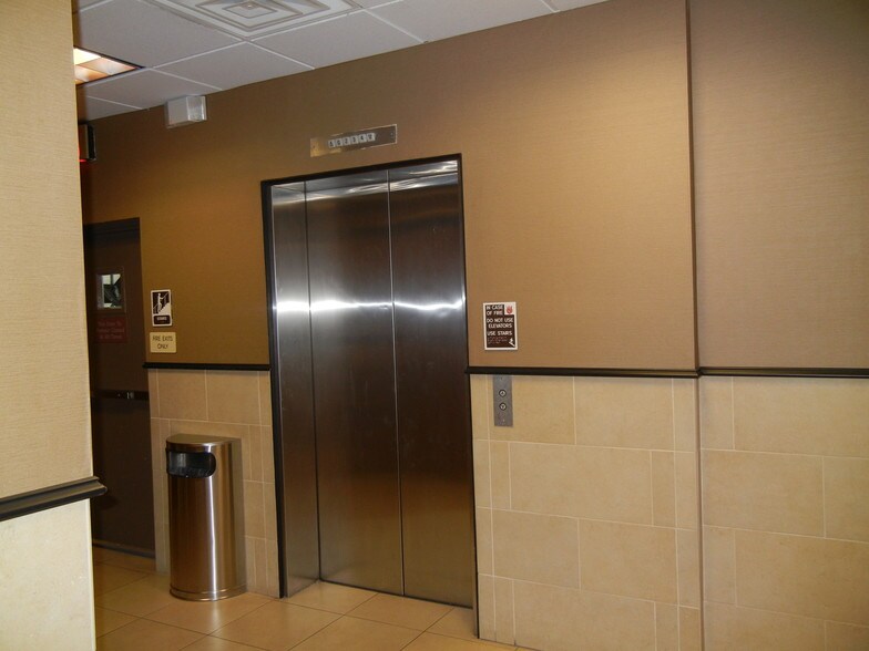 More Photos Of 3909 S Maryland Pky, Las Vegas Medical For Lease