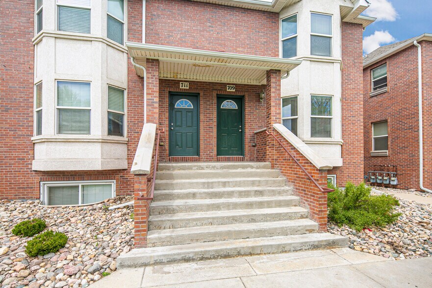 More Photos Of 701-715 17th St, Greeley Apartments For Sale