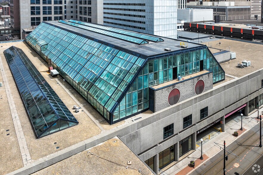 More Photos Of 444 Cedar St, Saint Paul General Retail For Lease