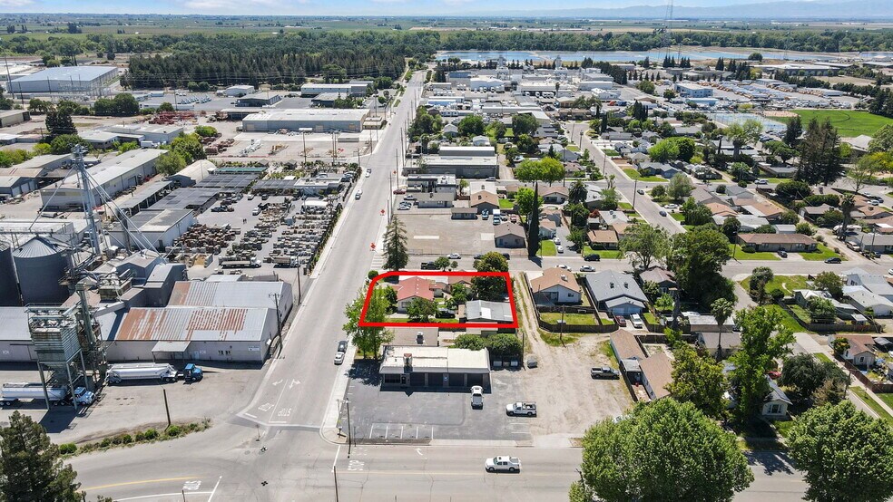 More Photos Of 329 S Stockton Ave, Ripon Religious Facility For Sale