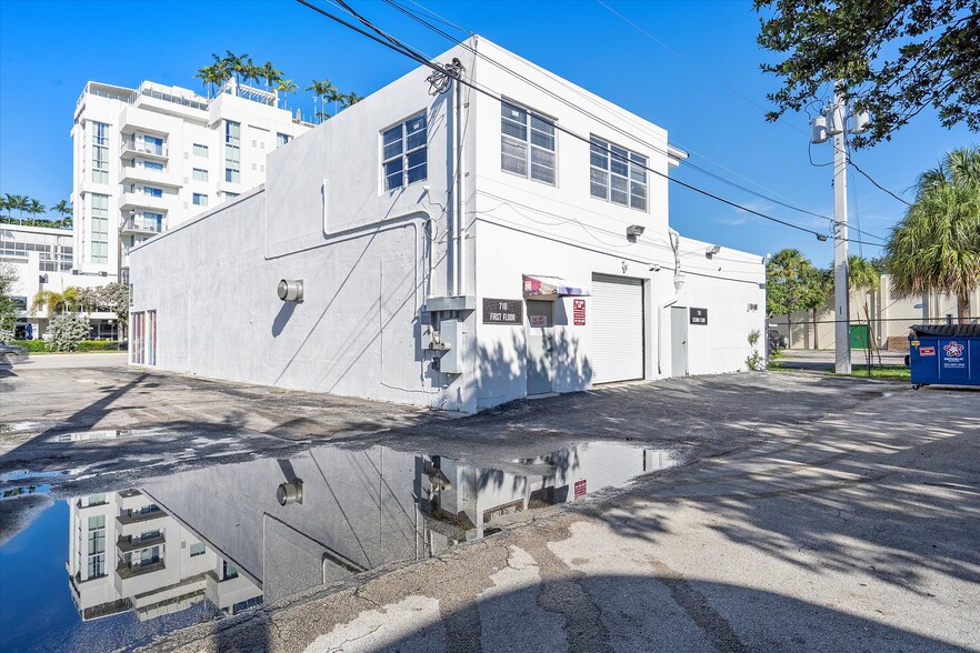 More Photos Of 710 N Federal Hwy, Fort Lauderdale Storefront Retail Office For Lease