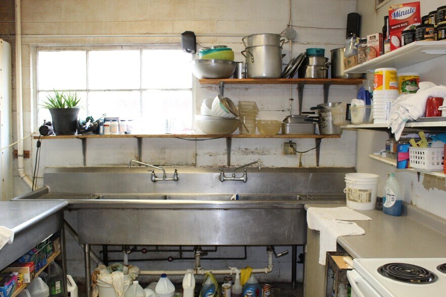 More Photos Of 511 E Main St, Saint Henry Freestanding For Sale