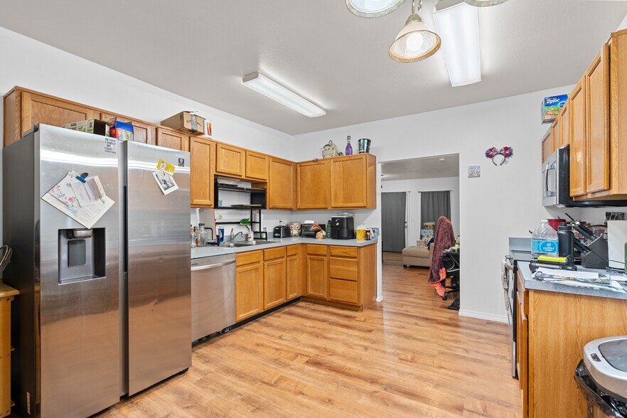 More Photos Of 140 S Chase St, Heppner Apartments For Sale
