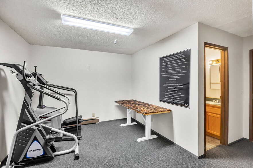 More Photos Of 226 W Broadway St, Goldendale Apartments For Sale