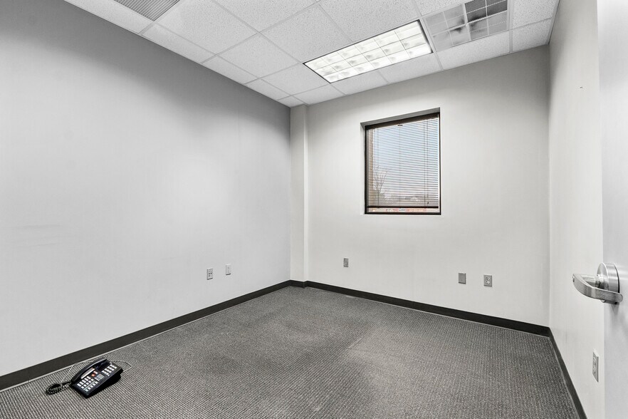 More Photos Of 7200 Highway 150, Greenville Office For Sale