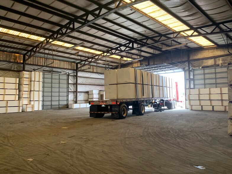 More Photos Of 1 Glass St, Bridgeton Warehouse For Sale