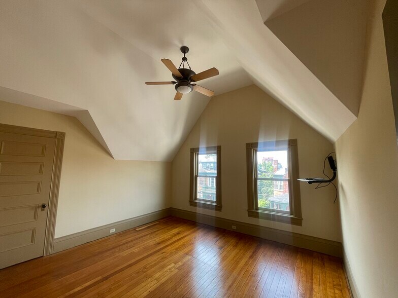 More Photos Of 33 W South St, Wilkes-Barre Office For Sale