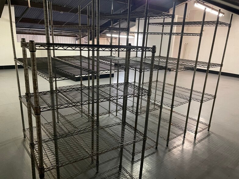 More Photos Of 3380 S Robertson Blvd, Los Angeles Restaurant For Lease