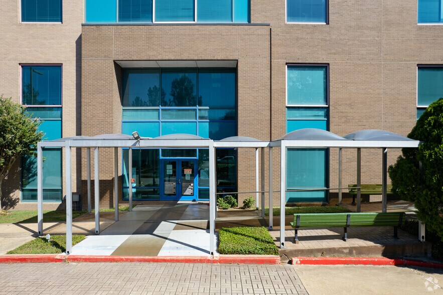 More Photos Of 5252 Hollister St, Houston Medical For Lease