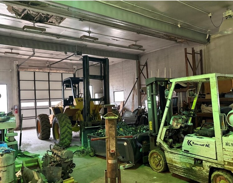 More Photos Of 3191 Highway 50, Beaufort Warehouse For Sale