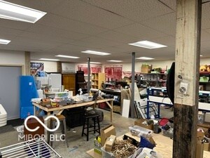More Photos Of 9130 Otis Ave, Indianapolis Flex For Lease