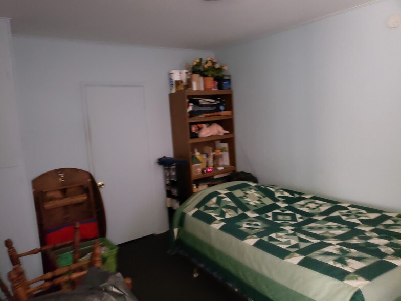 More Photos Of 145 S Main St, Jefferson Apartments For Sale