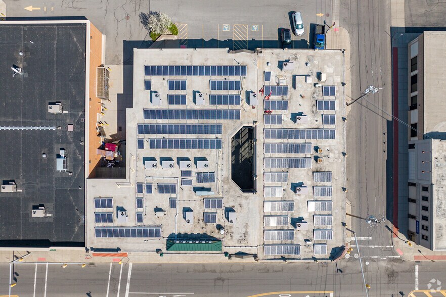 More Photos Of 2363 James St, Syracuse Storefront Retail Office For Lease