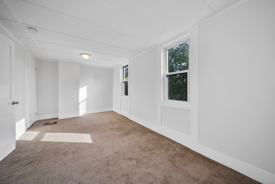 More Photos Of 210 Main St, Somersworth Apartments For Sale