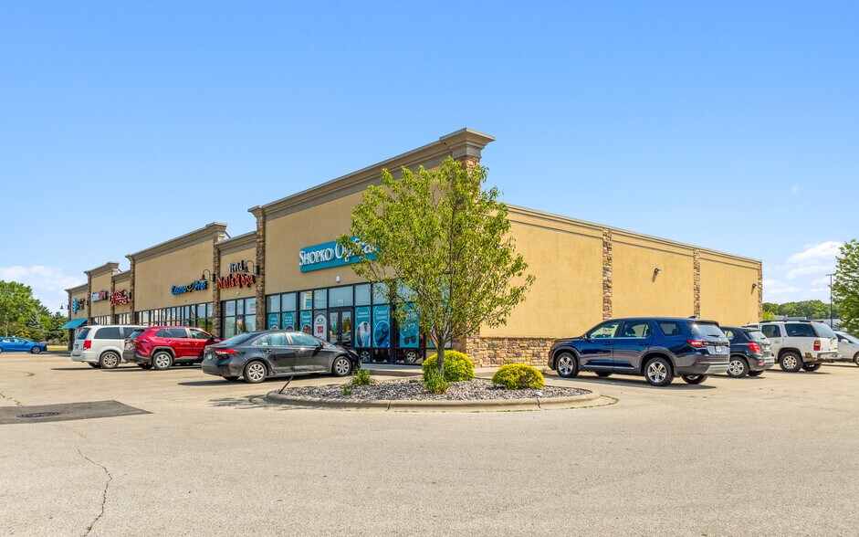 More Photos Of 2910 Roosevelt Rd, Marinette Unknown For Lease