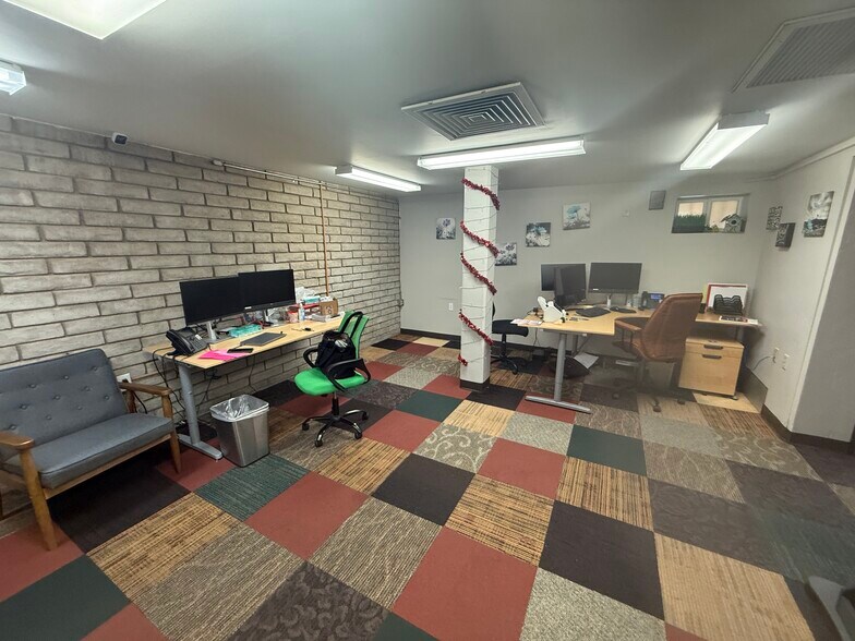 More Photos Of 4700 N 51st Ave, Phoenix Medical For Sale