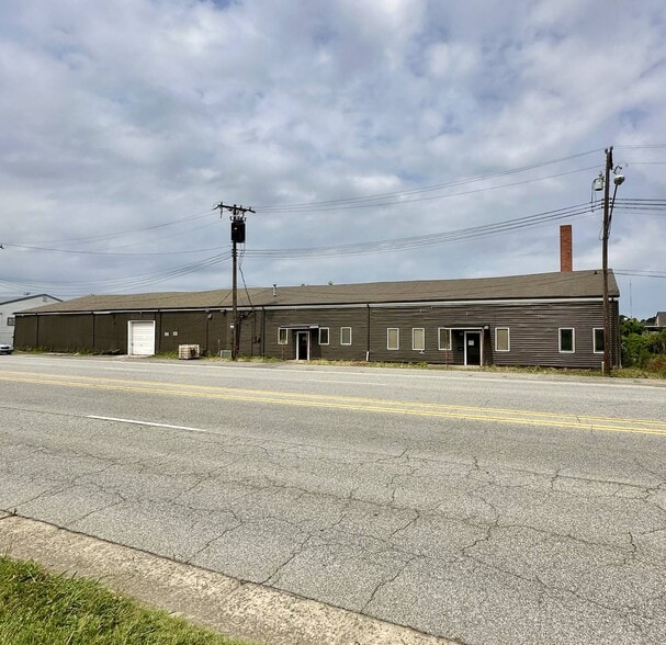 Primary Photo Of 427 N English St, Greensboro Warehouse For Lease