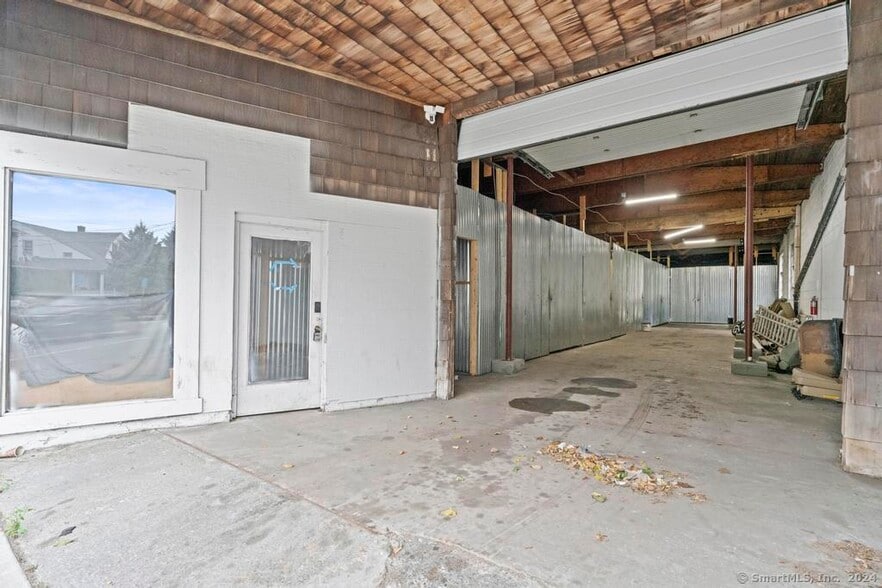 More Photos Of 485 E Main St, Norwich Storefront For Sale