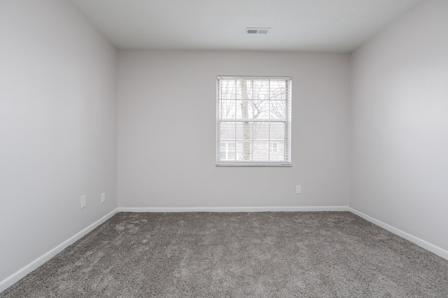 More Photos Of 4577 Olentangy River Rd, Columbus Apartments For Sale