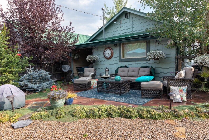 More Photos Of 717 Lake Ave, Grand Lake Specialty For Sale