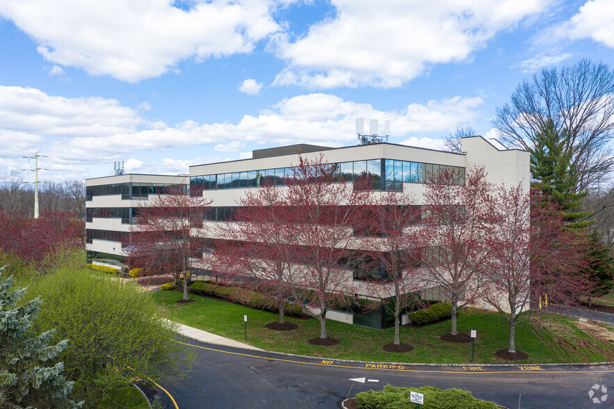 Primary Photo Of 240 Cedar Knolls Rd, Cedar Knolls Office For Lease