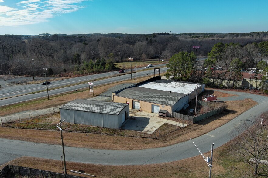 More Photos Of 3608 Roosevelt blvd, Monroe Storefront Retail Office For Sale
