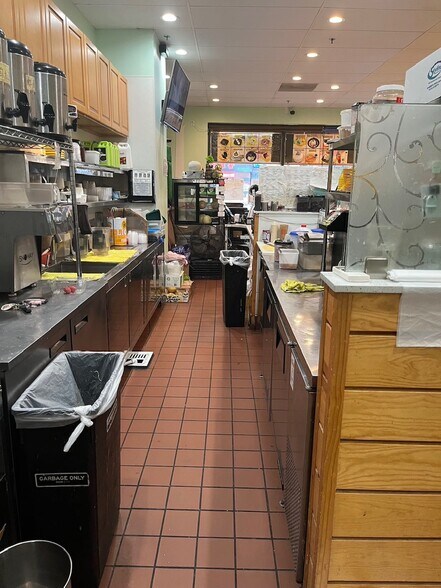 More Photos Of 388 9th St, Oakland Apartments For Sale