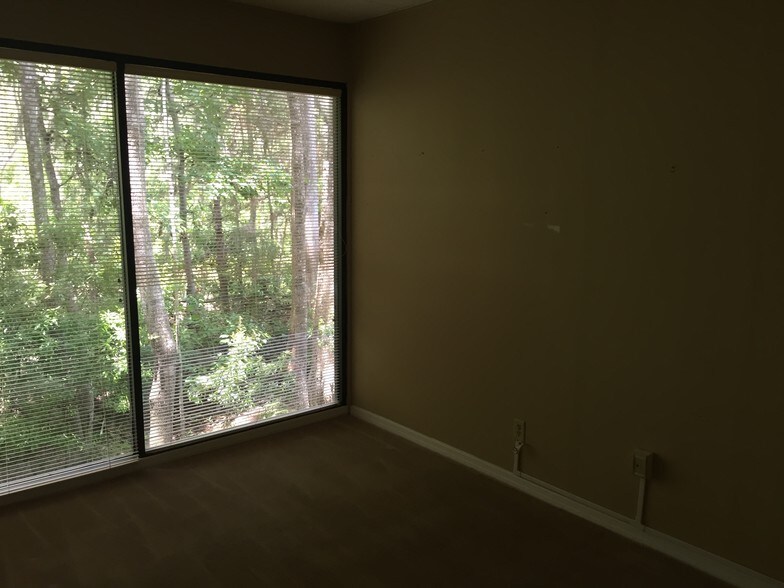 More Photos Of 2301 Park Ave, Orange Park Medical For Lease