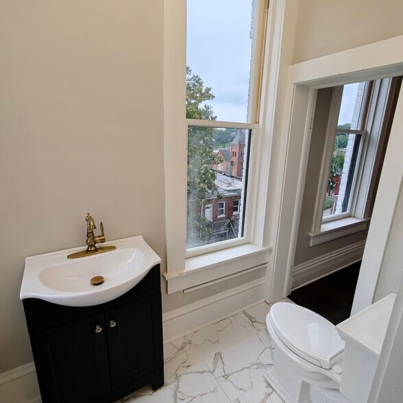 More Photos Of 1311 Francis St, Saint Joseph Multifamily For Sale