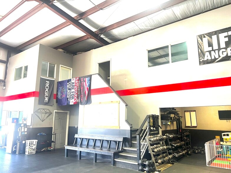 More Photos Of 3104 Prosperity Dr, Jonesboro Flex For Sale