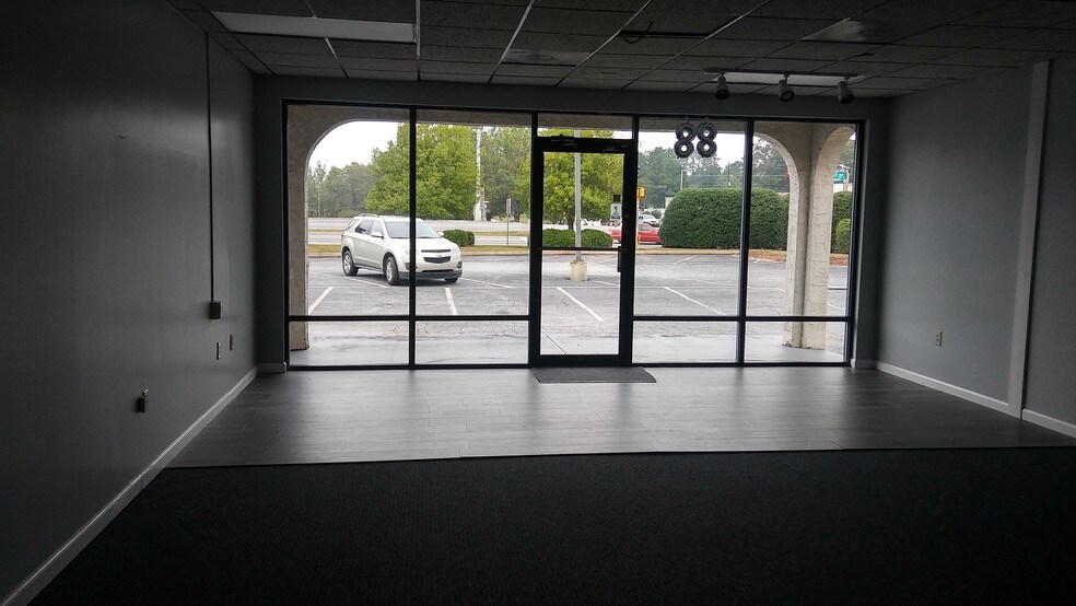 3701 Atlanta Hwy, Athens, GA 30606 General Retail For Sale