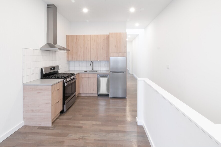 More Photos Of 2573 Atlantic Ave, Brooklyn Storefront Retail Residential For Sale