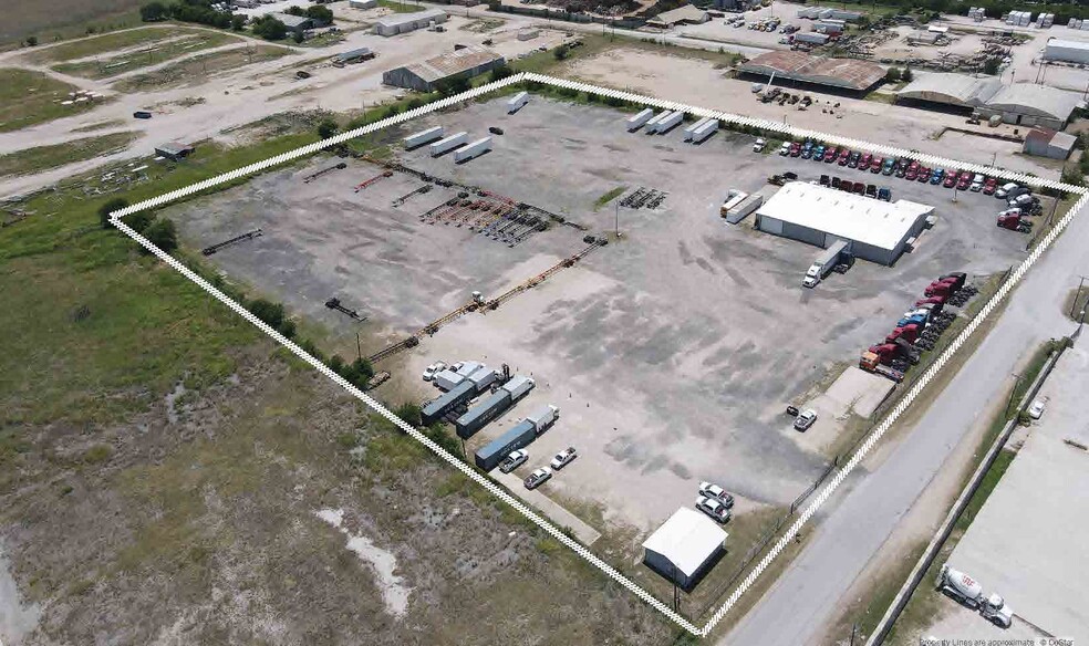 Primary Photo Of 1815 E Hicks Field Rd, Fort Worth Truck Terminal For Sale