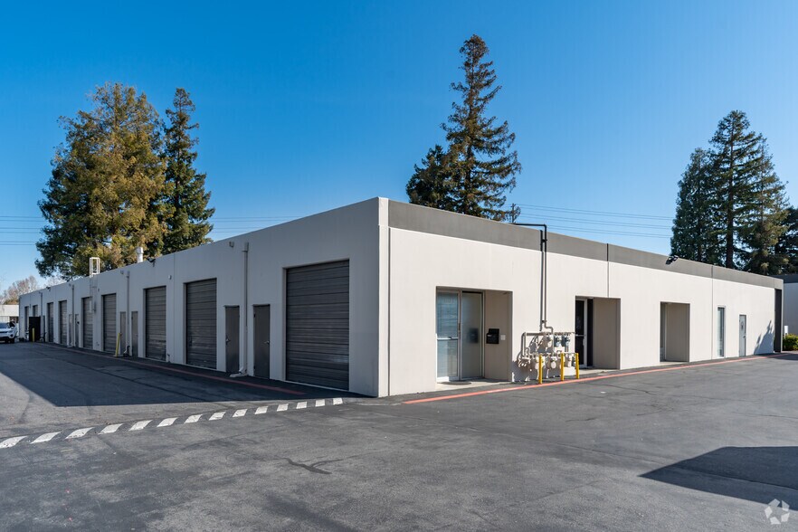 More Photos Of 2910-2960 Scott Blvd, Santa Clara Unknown For Lease