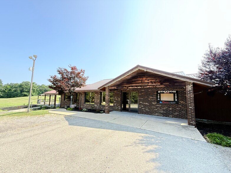 More Photos Of 12318 State Highway 18, Conneaut Lake Freestanding For Lease