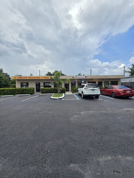 More Photos Of 6051-6059 Johnson St, Hollywood Unknown For Lease