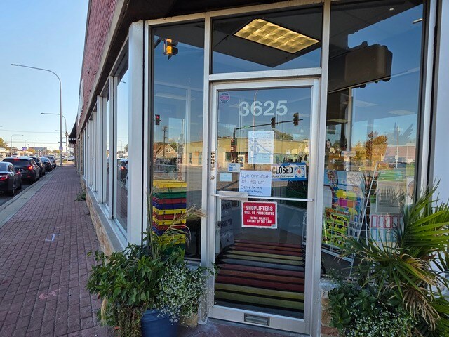 More Photos Of 3625 W 95th St, Evergreen Park Storefront Retail Office For Lease
