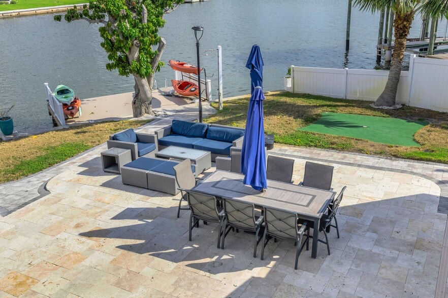 More Photos Of 4124 Harbor Cir S, Largo Specialty For Sale