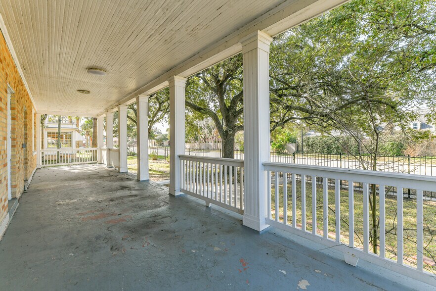 More Photos Of 1424 45th st, Galveston Land For Sale