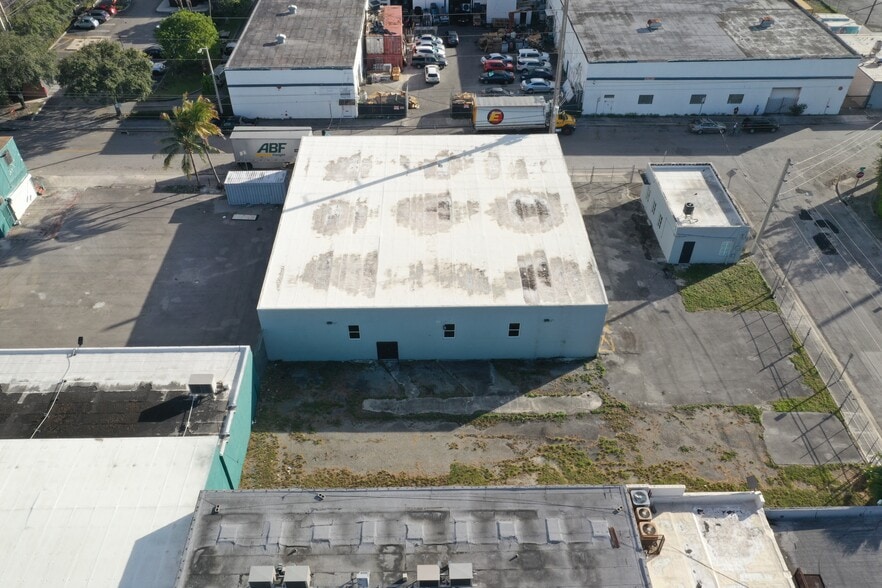 Primary Photo Of 1031 NW 21st St, Miami Warehouse For Sale