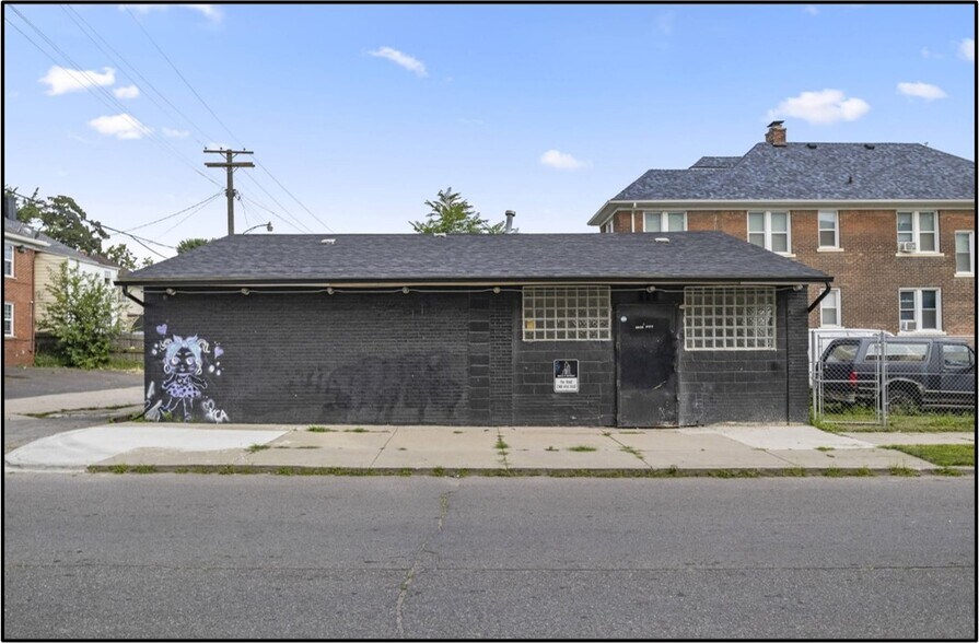 More Photos Of 8030 Pitt St, Detroit Freestanding For Lease