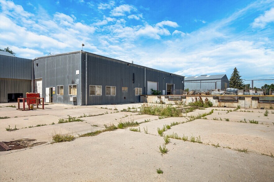 More Photos Of 200 Sioux Ave, Simla Manufacturing For Sale